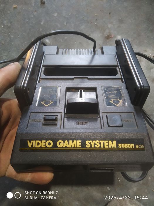 Продам Приставка Dendi