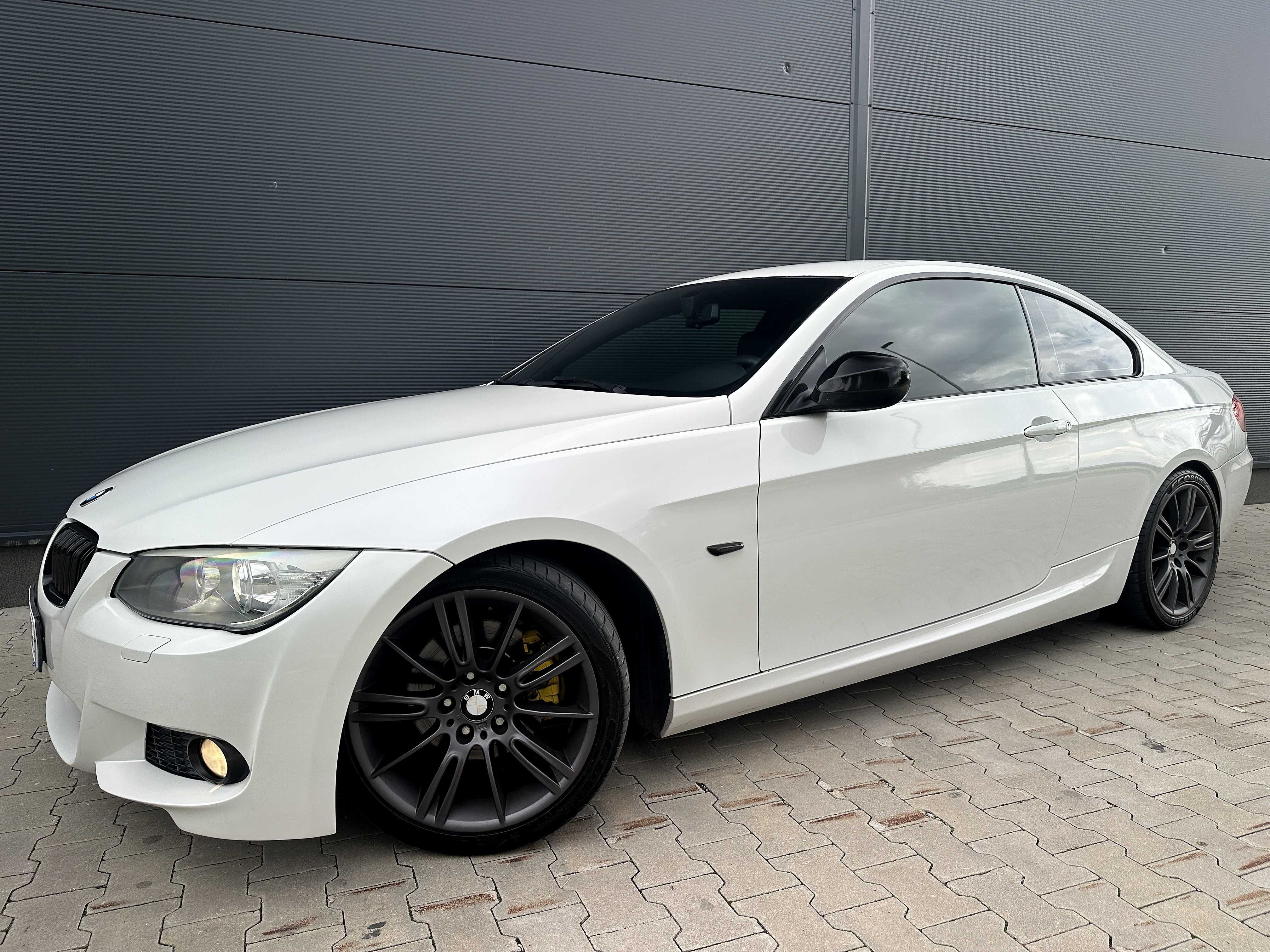 BMW E92 LCI 320D 185PS FULL M-PAKIET BiXenon LED Skóra Alu 18" ŚLICZNA