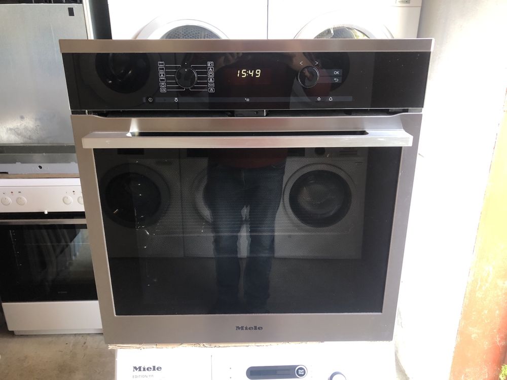 Духовка Miele H6167BP паровий удар