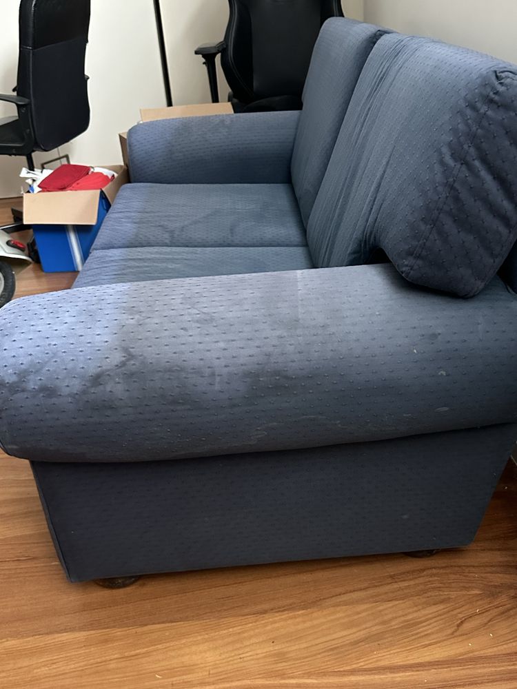 Sofá cama / 2 lugares / marca Kilo Americano