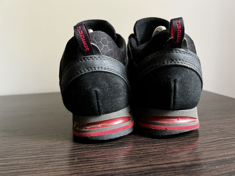 Кросівки HanWag Makra Low GTX Шкіра Розмір 42.5 на 27 см