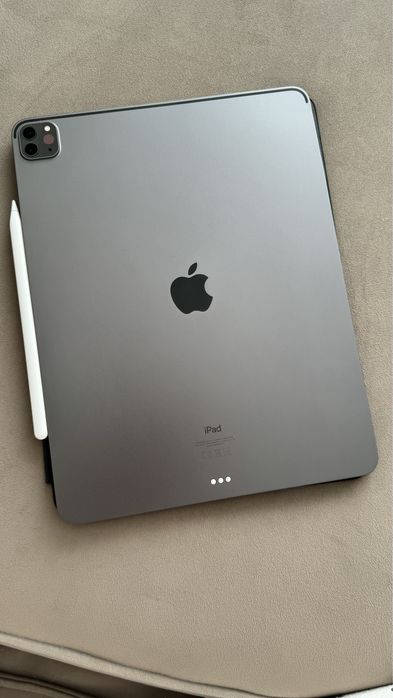 iPad pro 12.9 5th generation 5gen 128GB