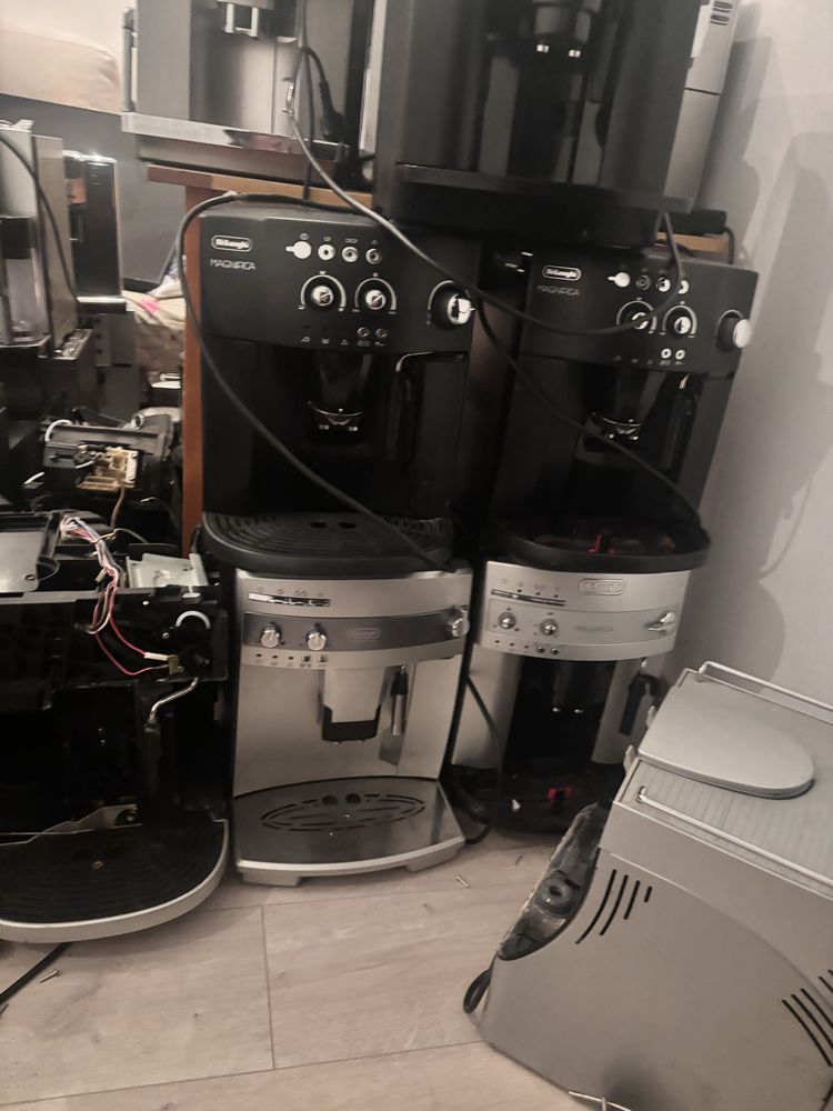 Кавомашина Delonghi magnifica  , автоматична кавомашина