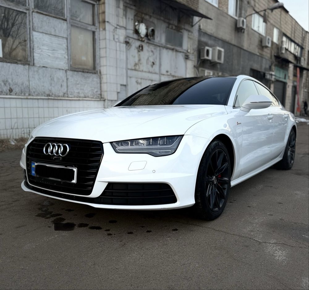 Audi A7 2016 року
