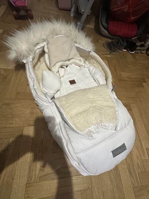 Все включено Зимовий конверт-кокон на овчині і комбінізони і шапочка