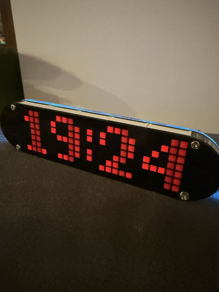 Zegar cyfrowy DYI dużo ustawień