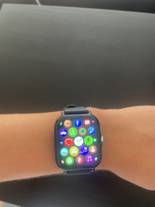 New smartwatch with app64550864842755121