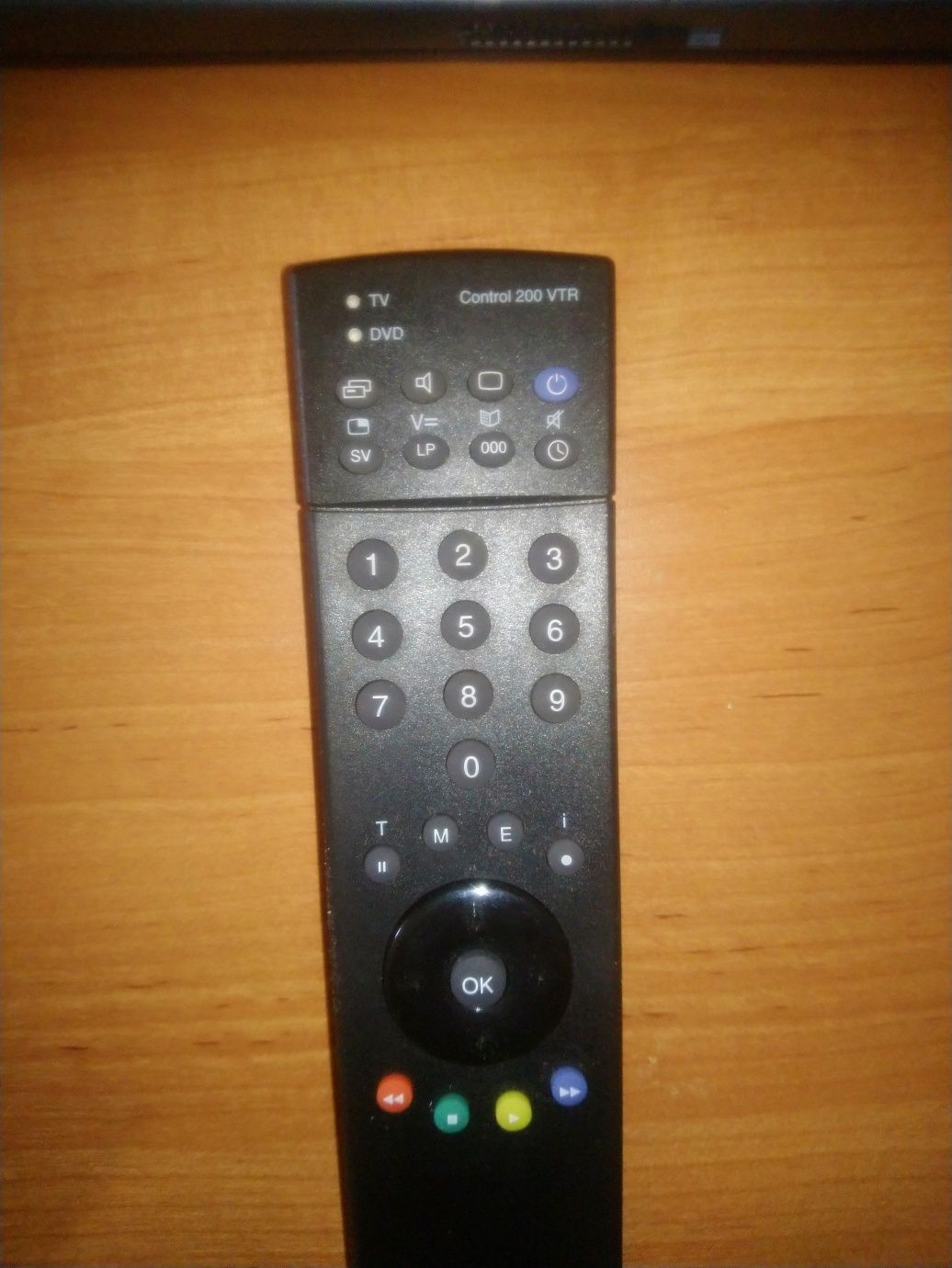 Pilot tv dvd loewe control 200 vtr