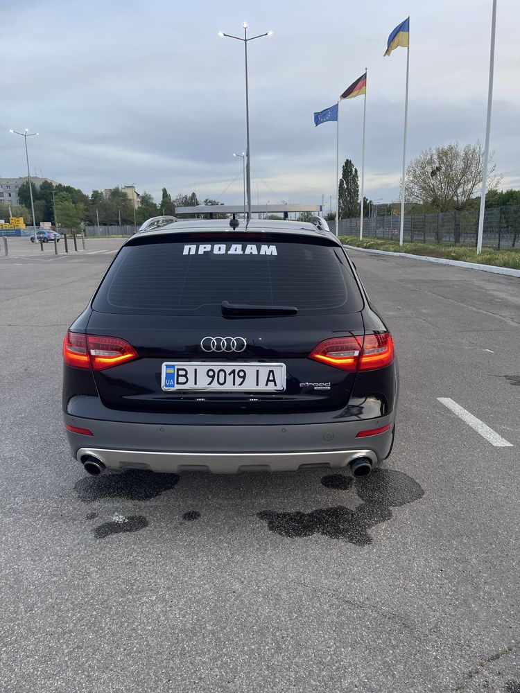 Audi a4 allroad 2012