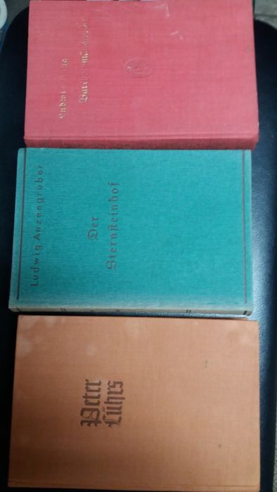 Książki z okresu 1 i 2 wojny światowej