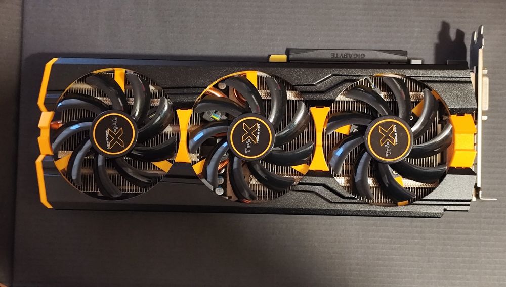 Gigabyte Radeon R9 290 WindForce 3X