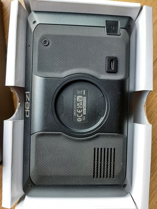 Навигатор Garmin DEZL LGV710