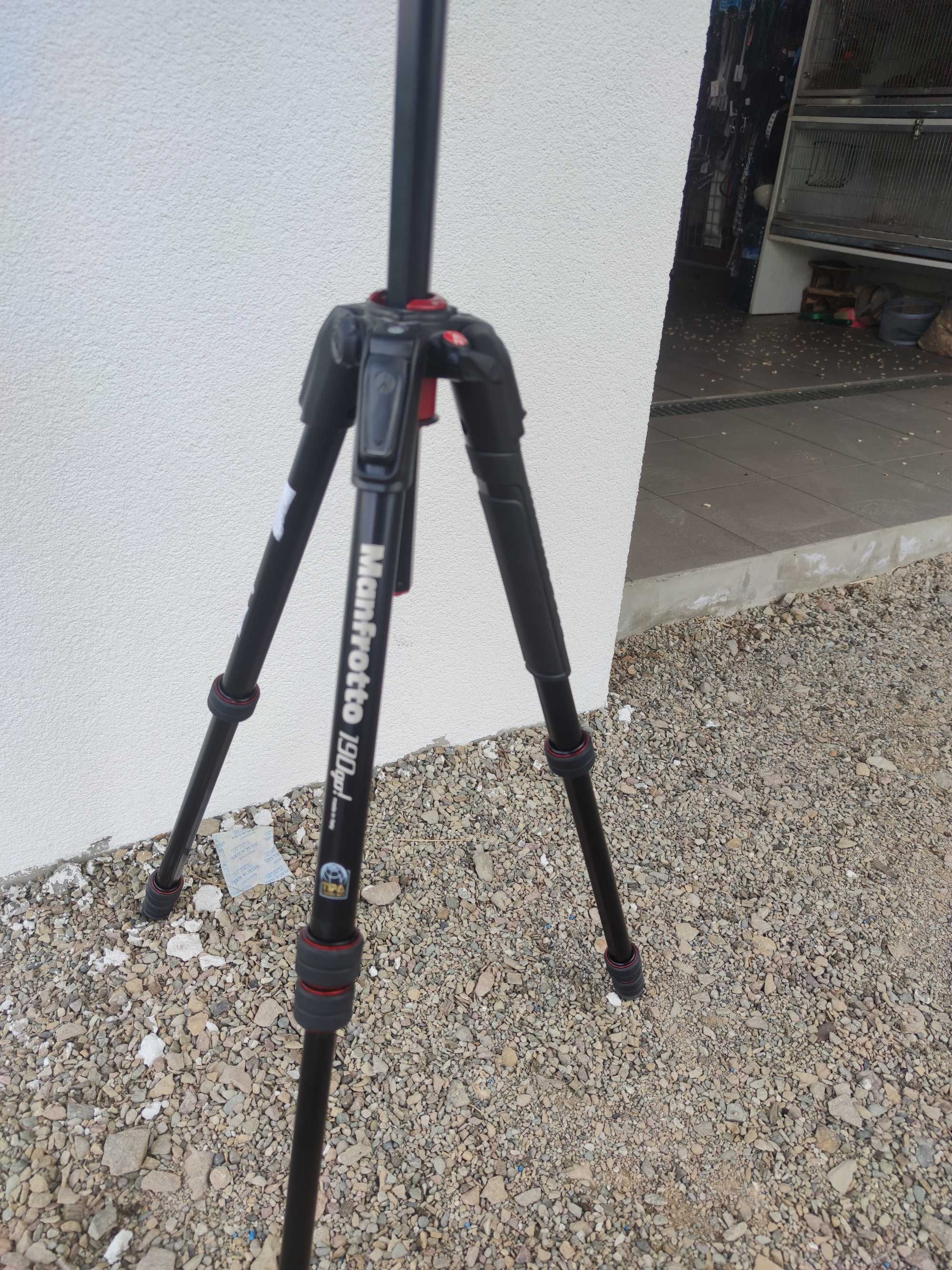 Statyw Manfrotto MT190GOA4 + głowica Manfrotto MHXPRO-BHQ2