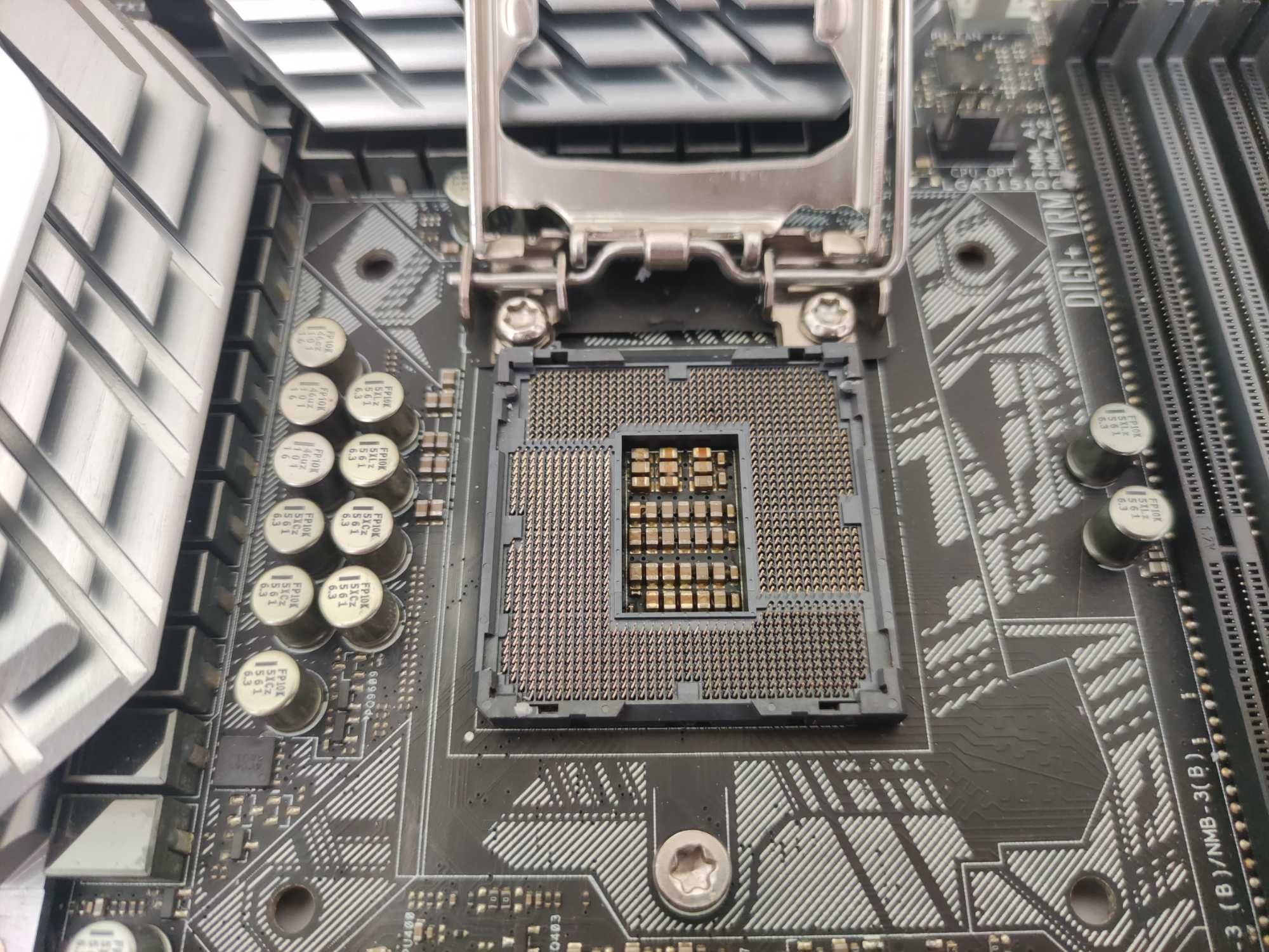 Материнская плата ASUS Z170 Deluxe 1151 4xDDR4 WiFi 6x SATA 1xM2 PCI-E