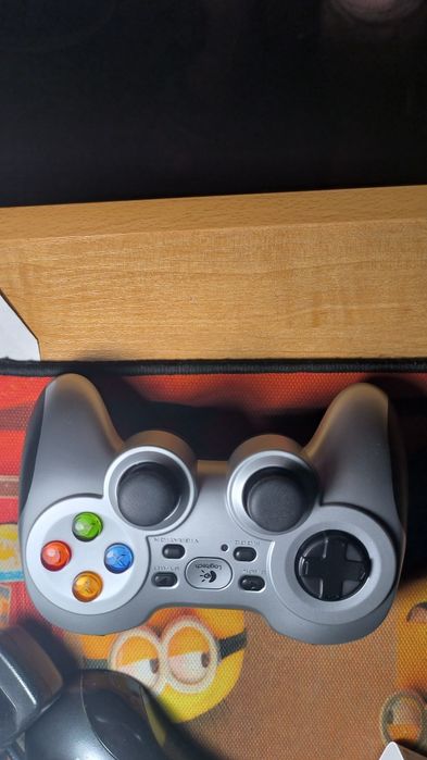Джойстик Геймпад Logitech Wireless Gamepad F710