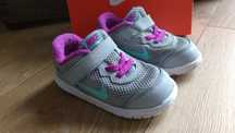 Buty NIKE, rozmiar 23,5