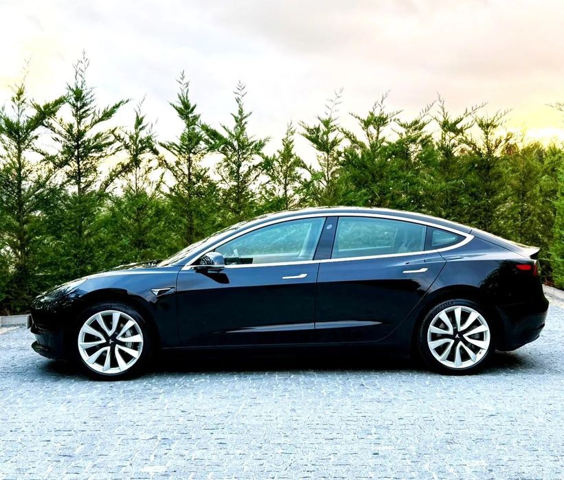 Tesla Model 3 Standard Range Plus RWD