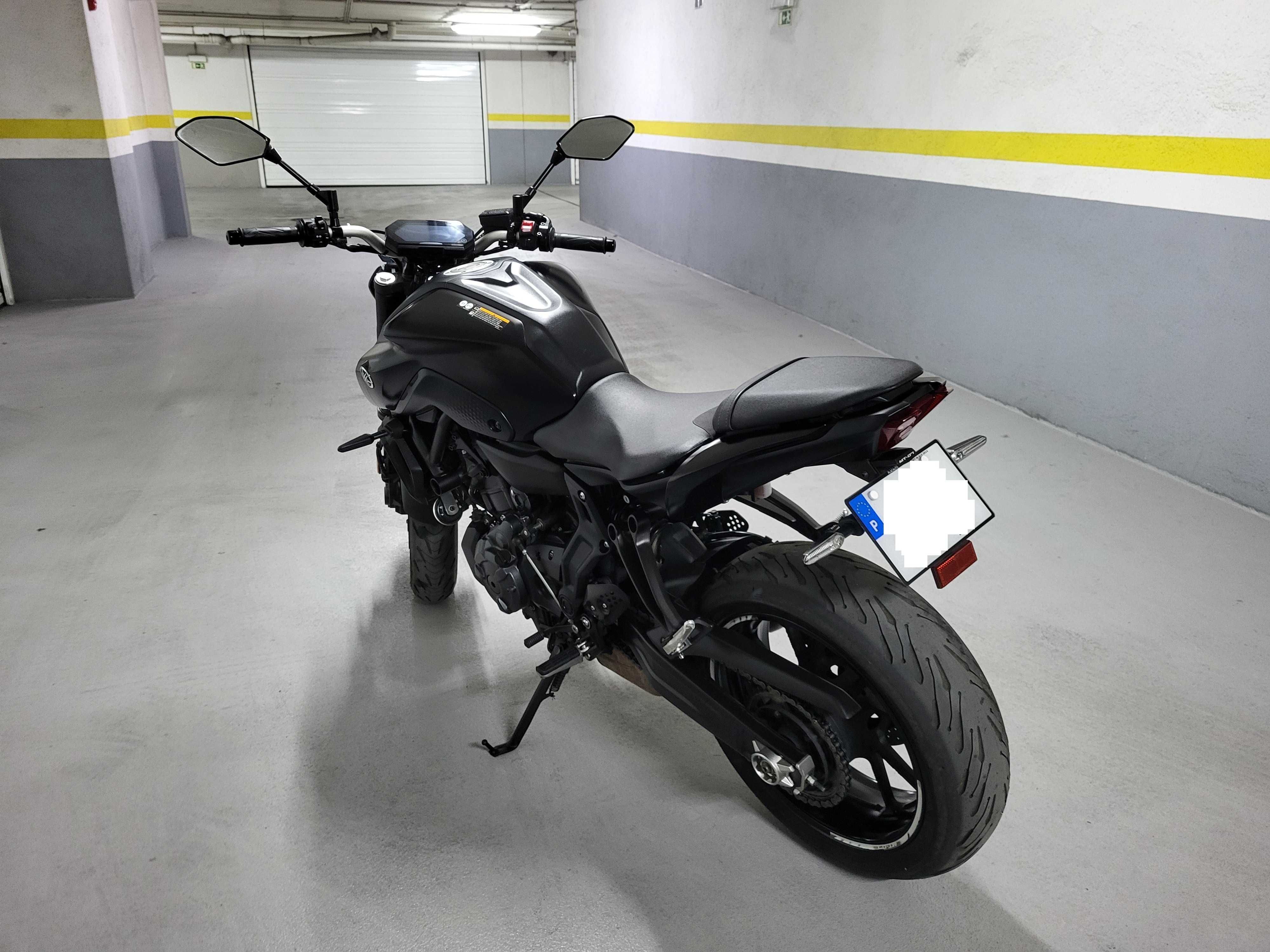 Yamaha MT07 2021, 15000km, 35Kw(deslimitada) e carta A2