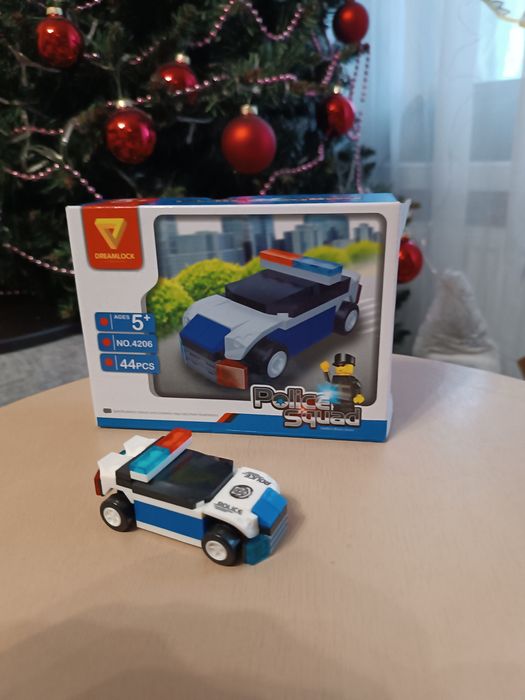 Продам дитячій конструктор .