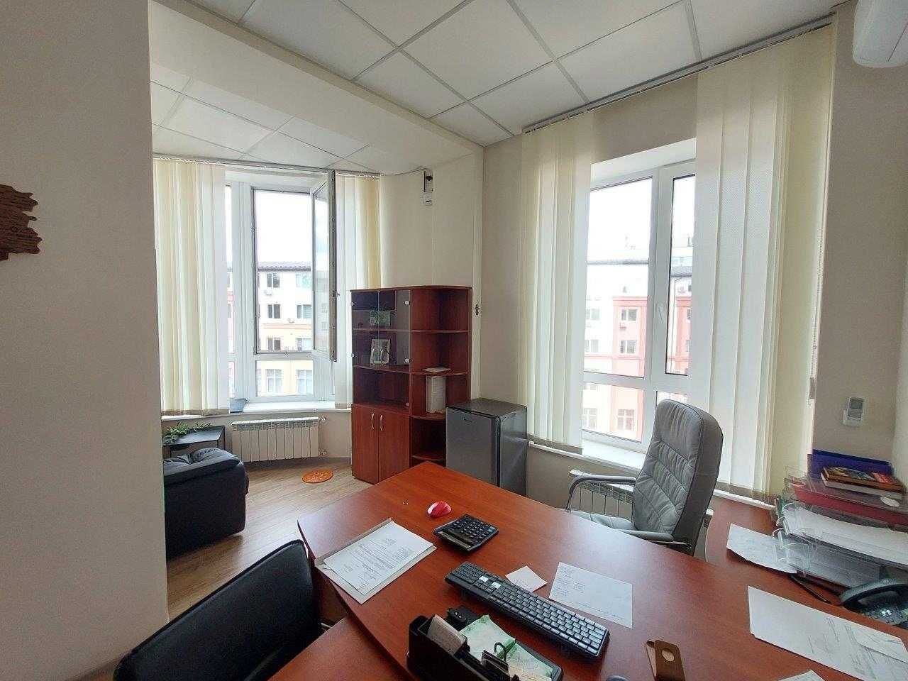 Оренда офіса в БЦ на Глибочицькій 17 (192 м2)