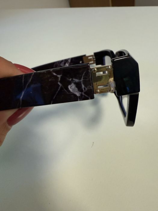 Czarne stylowe okulary
