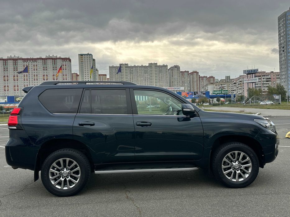 Toyota Land Cruiser Prado 2.8D Prestige