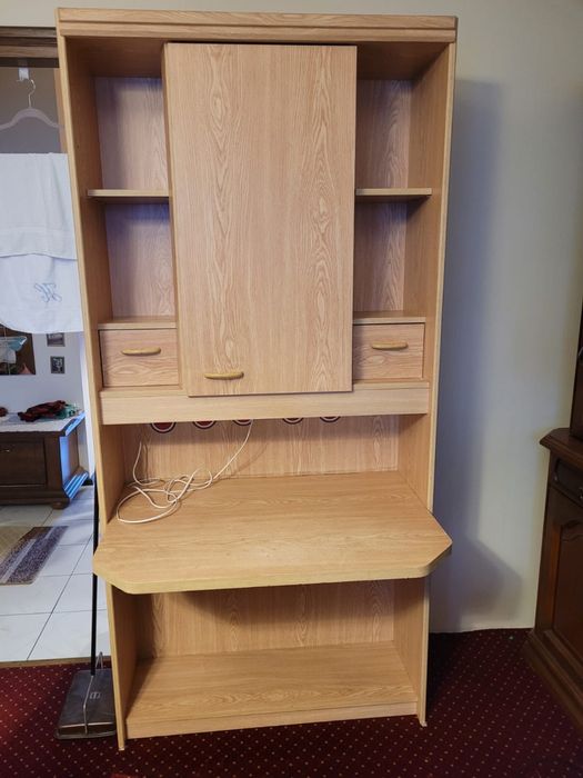 Mebloscianka z biurkiem