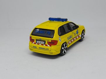 Bmw x5 Bburago 1 43 Samu Ambulans karetka