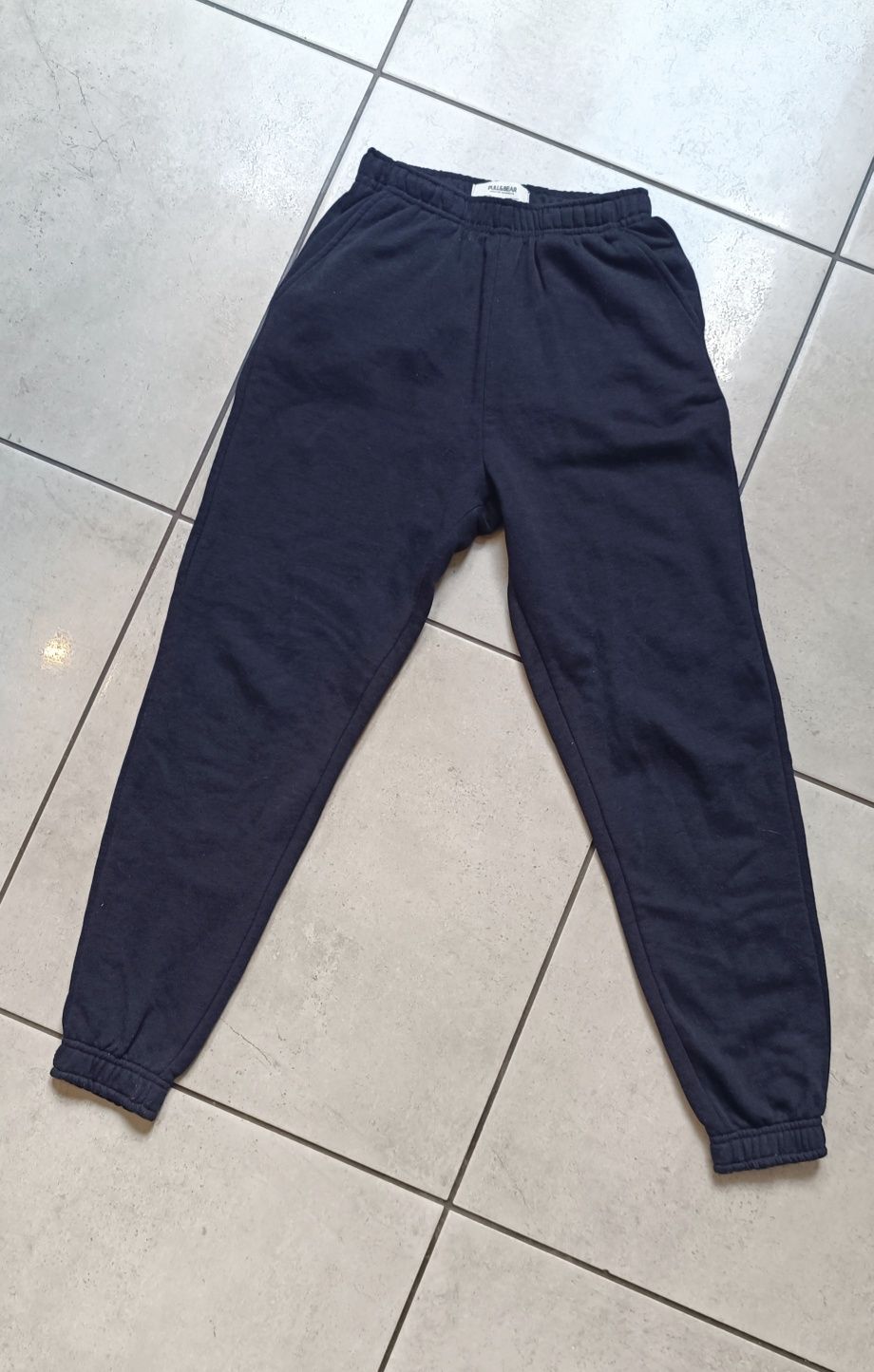 Spodnie dresowe damskie Pull&Bear XS