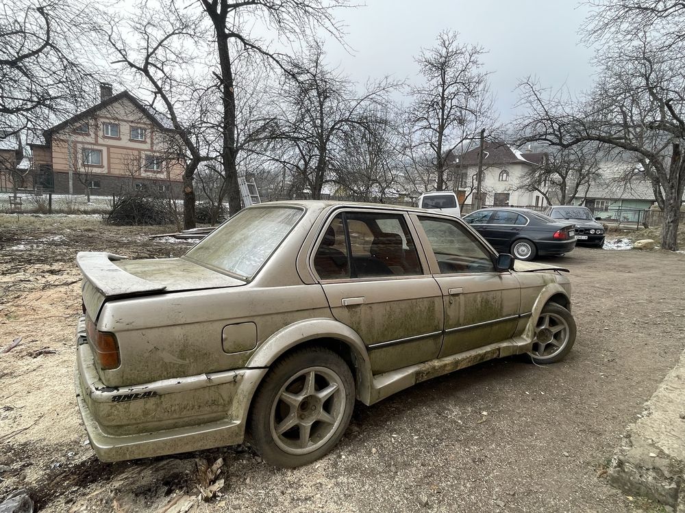 Бмв е30 BMW E30 м10б18