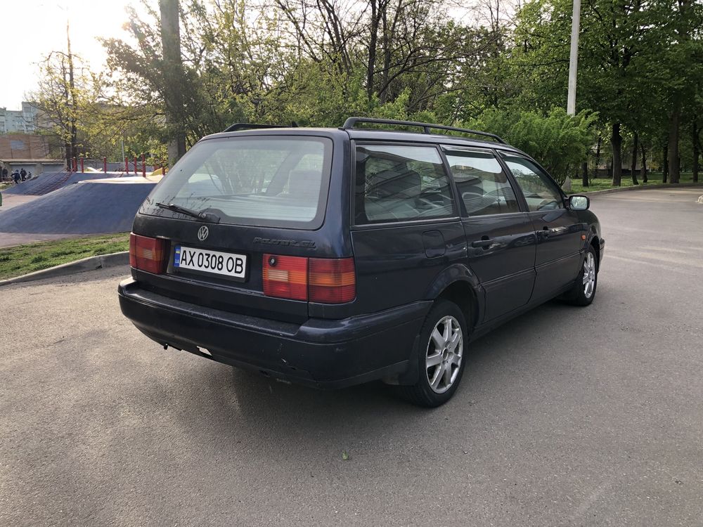 Volkswagen Passat B4 1994 2.0 injection
