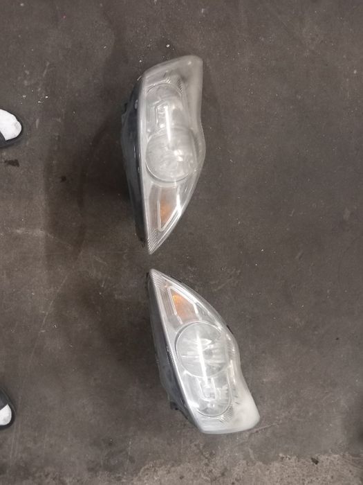Lampa ford Focus mk2 lift