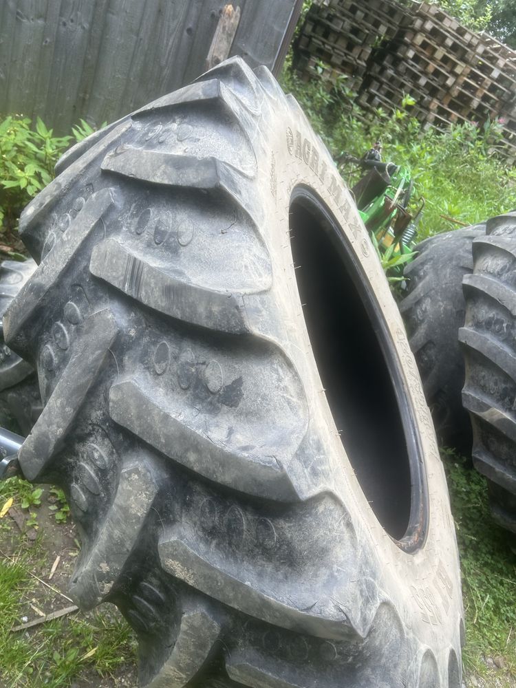 Opony 420/85r34.
