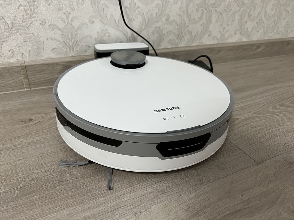 Продам  Робот-пилосос Samsung Jet Bot