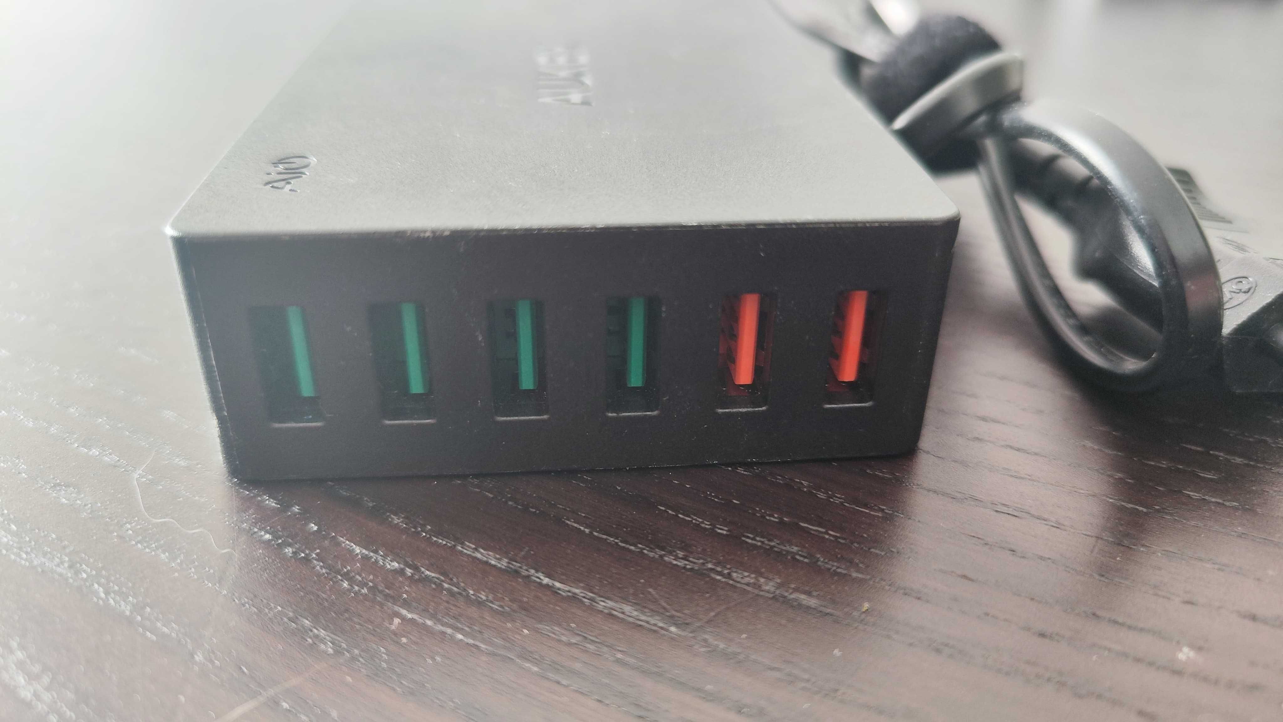 Aukey Carregador de Carga Rápida(fastcharge3.0) com 6 Portas USB