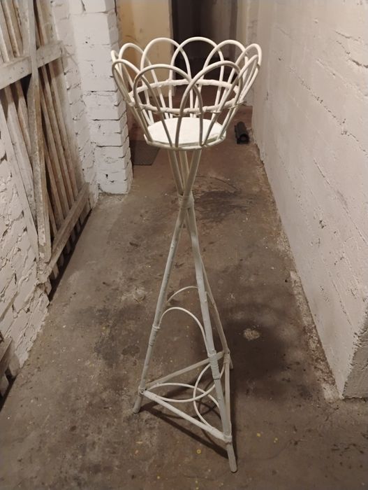 Kwietnik stojący polecam