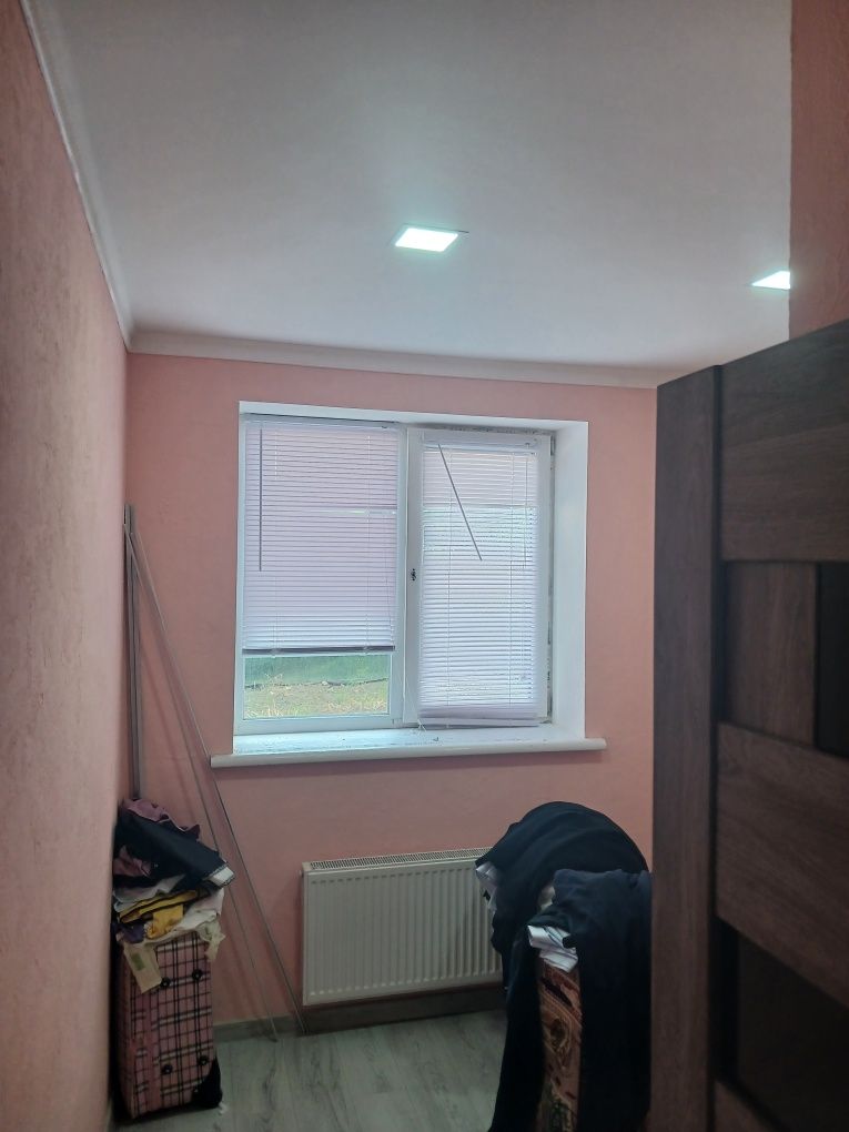 Продам 2х кімнатна Святопетрівське