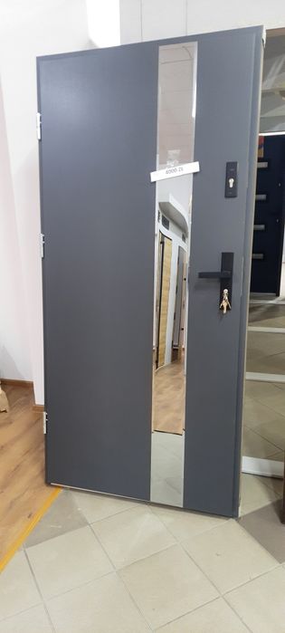 Drzwi zewnętrzne od ręki Mikea Porta Doorsy