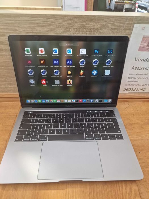 MacBook Pro TOUCH BAR 16 pol 2018 16gb ram