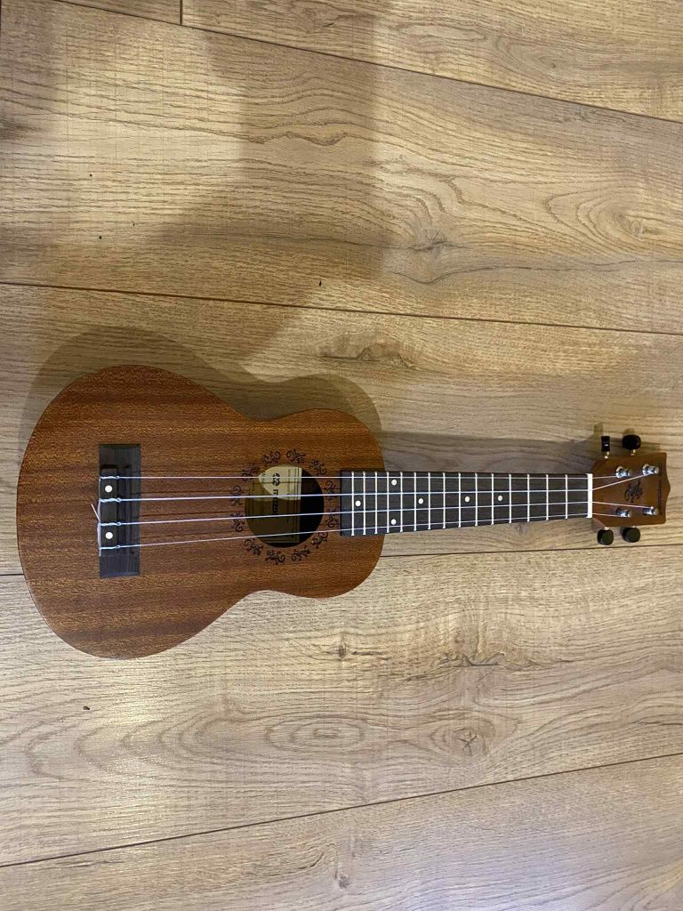 Ukulele firmy MOZOS