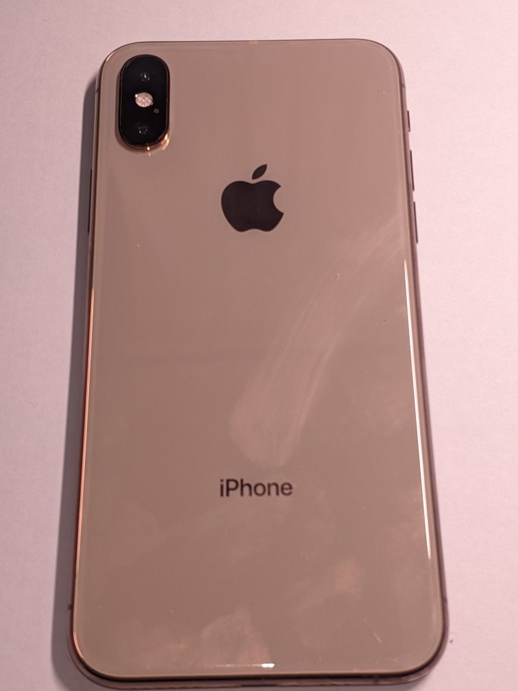 Продам iPhone xs 64 gb