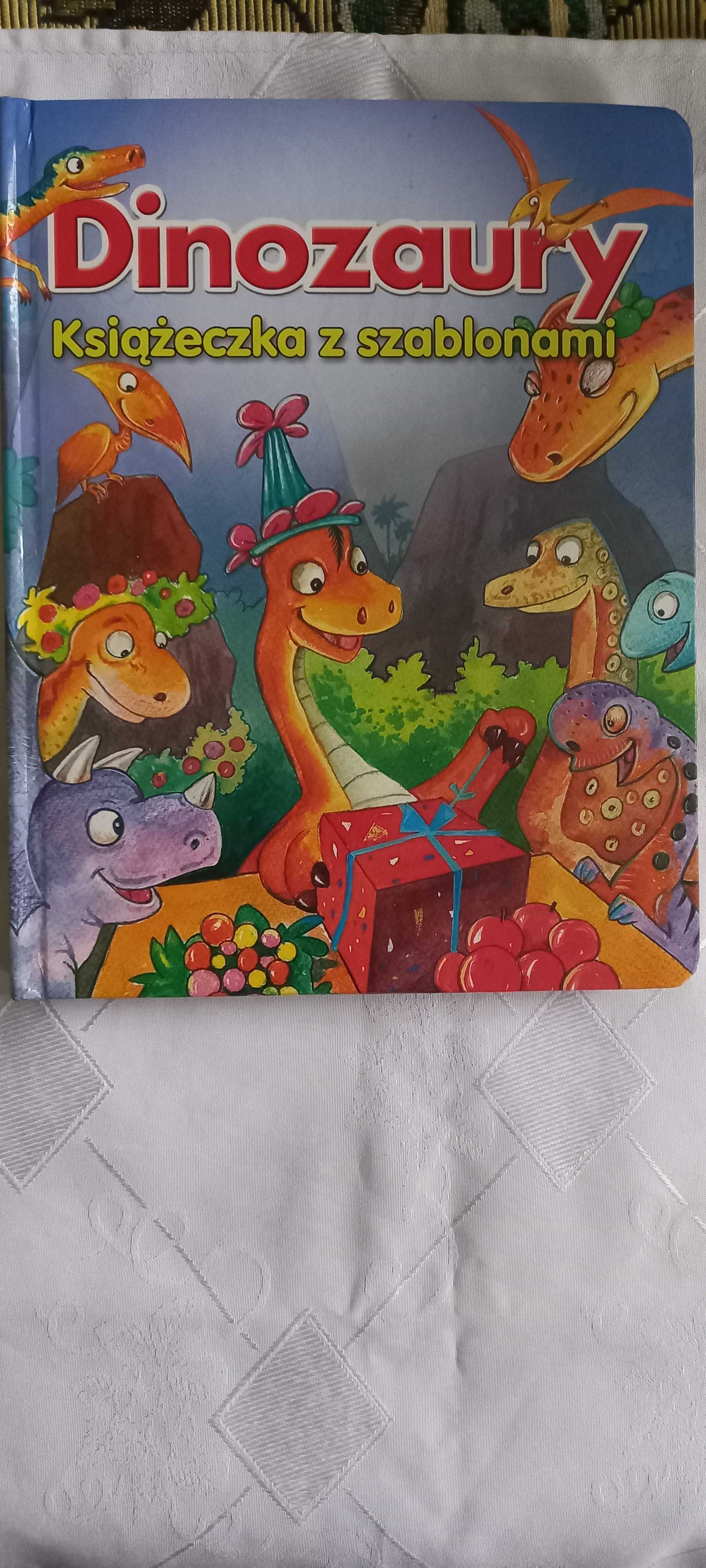 książka dinozaury dla dzieci z Szablonami  sztywna okładka i kartki