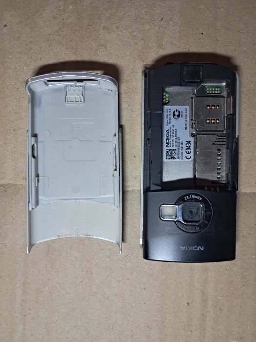 Лот кнопочних телефонов Нокіа N72 ,6233 та інші