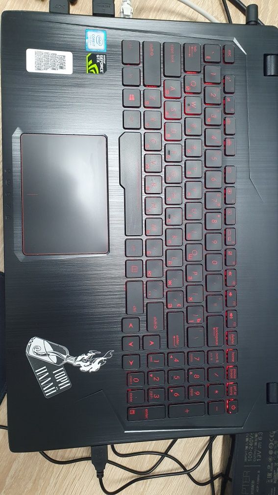 Ігровий ноутбук i7, 32 GB ОЗУ, 1050Ti, SSD 512+512, HDD 1TB Asus ROG
