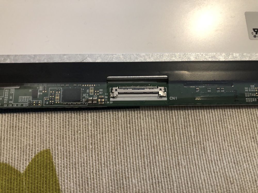 Ecrã Acer aspire E5-523 series