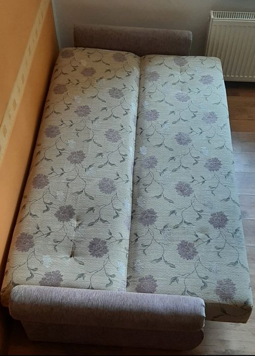 Wersalka, kanapa, tapczan, łóżko rozkładane z funkcją spania