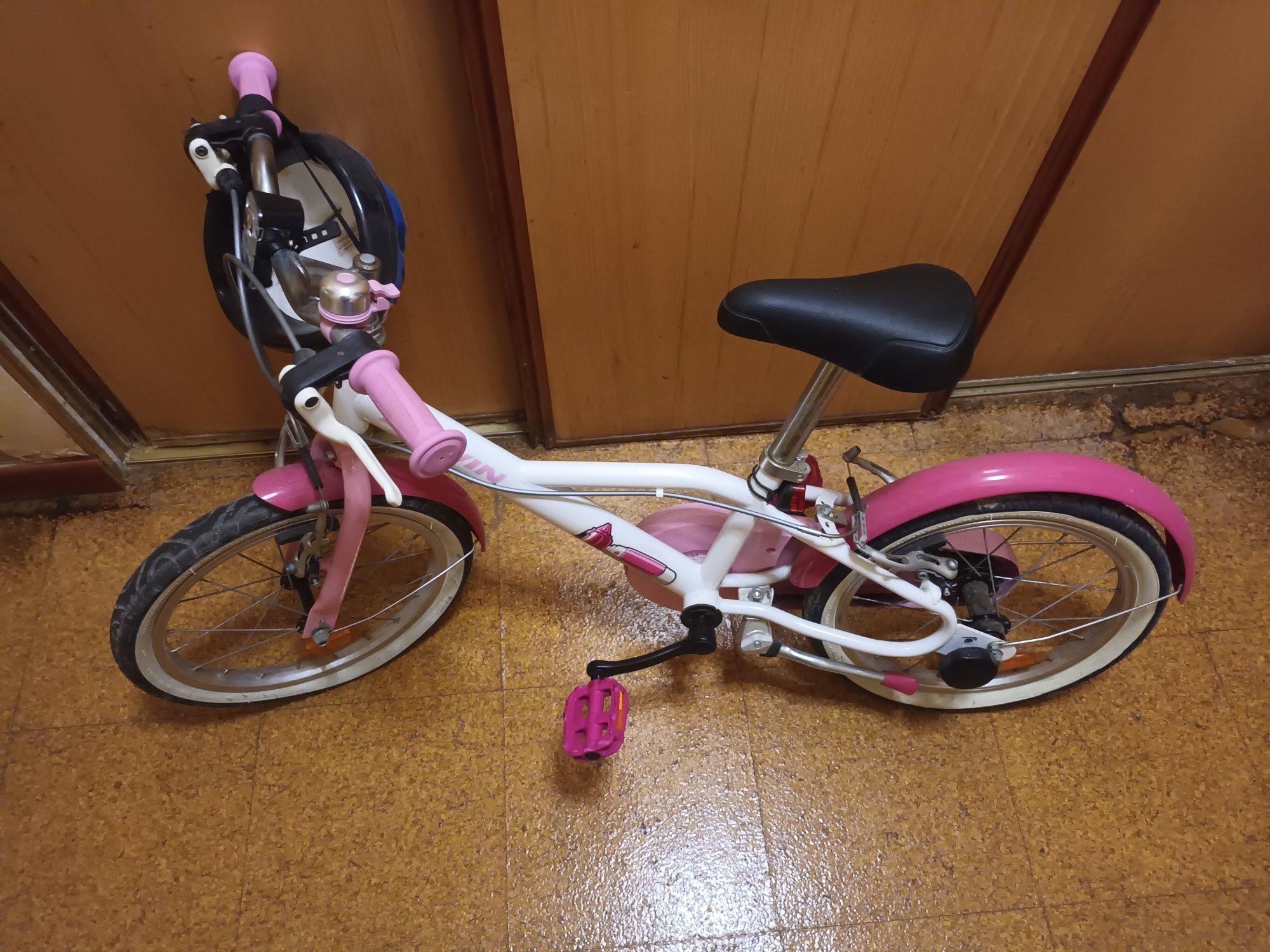 Bicicleta com rodinhas