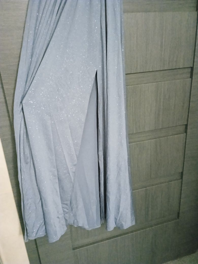 Sukienka elegancka M/L- sprzedam