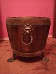Pote em cobre e latão