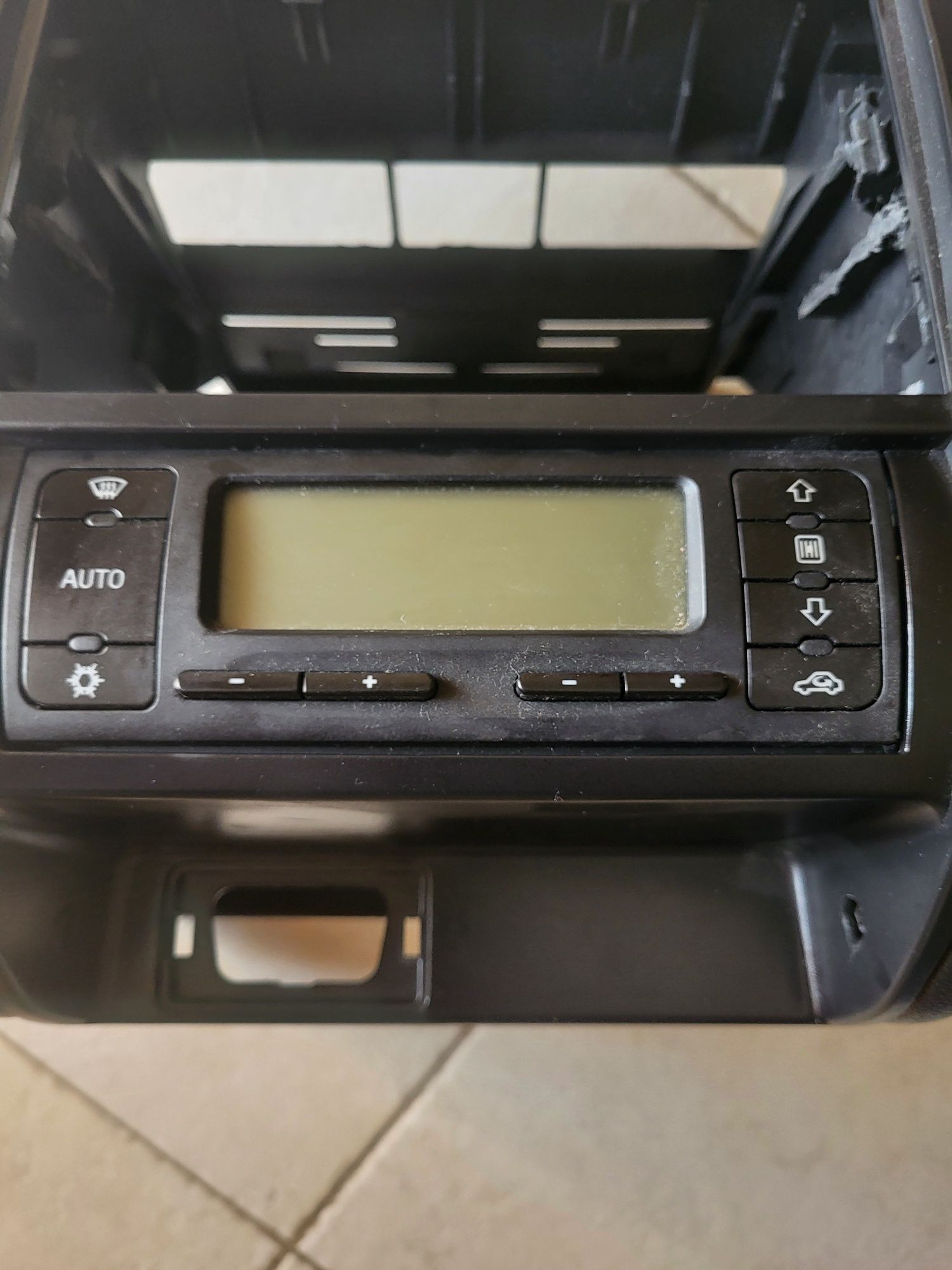 Consola 2din seat leon/toledo 1m